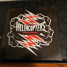 Tumnagel för auktion "The Hellacopters - Strikes Like Lightning, 2004, Red, White & Black Vinyl)"