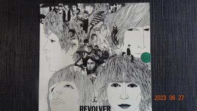 Tumnagel för auktion "Beatles Revolver LP."