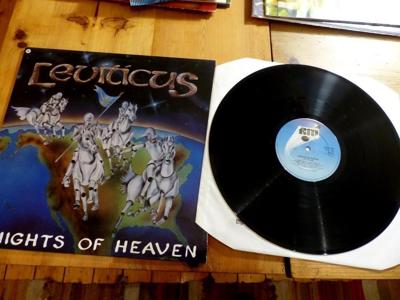 Tumnagel för auktion "Leviticus  – Knights Of Heaven hårdrock 1989"