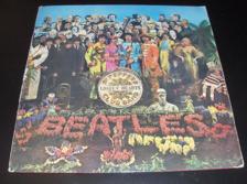 Tumnagel för auktion "The Beatles "Sgt. Peppers Lonely Hearts Club Band"  LP"