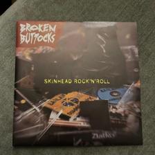 Tumnagel för auktion "Broken Buttocks- skinhead rock n roll EP"