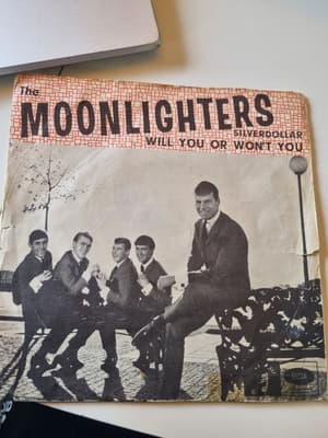 Tumnagel för auktion "The Moonlighters singel 1964 (Sweden) Will you or won't you"