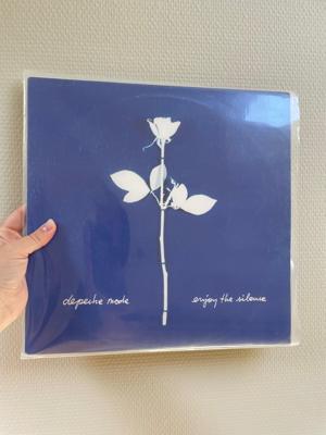 Tumnagel för auktion "Depeche Mode DM vinyl Enjoy the Silence"