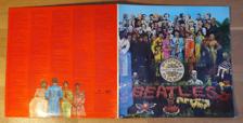 Tumnagel för auktion "THE BEATLES - sgt peppers lonely hearts club band, UK -??, Parlophone PCS 7027"