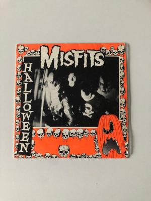 Tumnagel för auktion "Misfits Halloween"