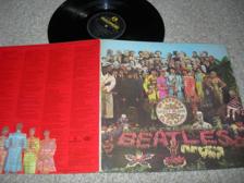 Tumnagel för auktion "The BEATLES-Sgt Pepers Lonely Hearts Club Band UK-67 PARLOPH"