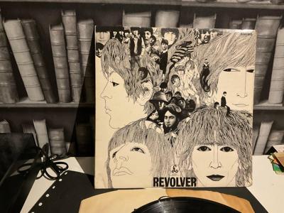 Tumnagel för auktion "THE BEATLES Revolver. Från 1966 vinyl LP"