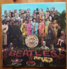 Tumnagel för auktion "LP.  THE BEATLES  Sgt. Pepper's Lonely Hearts Club Band"