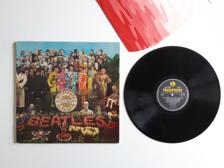 Tumnagel för auktion "The Beatles - Sgt. Peppers Lonely Hearts Club Band (UK 1967)"