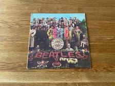 Tumnagel för auktion "The Beatles – Sgt. Pepper's Lonely Hearts Club Band LP Parlophone UK 1967 Stereo"