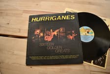 Tumnagel för auktion "Hurriganes Sixteen Golden Greats LP Rockabilly Rock finland Sonet 1977"