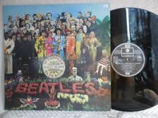 Tumnagel för auktion "BEATLES - SGT PEPPERS LONELY HEARTS CLUB BAND -064 7 46442 1"