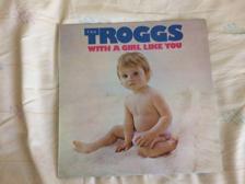 Tumnagel för auktion "THE TROGGS  "WITH A GIRL LIKE YOU" 1967-1971  DJM  LP DJB 26047 P.1975 UK PRESS"