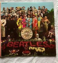 Tumnagel för auktion "The Beatles - Sgt. Pepper's Lonely Hearts Club Band"