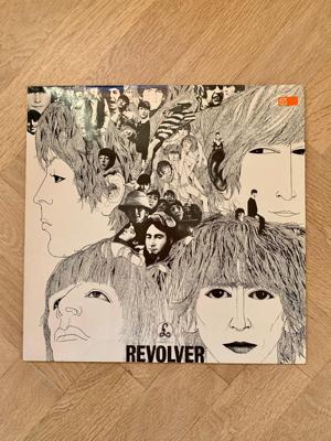 Tumnagel för auktion "The Beatles, Revolver LP"