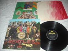 Tumnagel för auktion "Beatles -Sgt. Peppers Lonely hearts club band  UK  LP  1967"