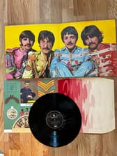 Tumnagel för auktion "The Beatles Sgt Peppers Lonely Hearts Club Band Swe press"