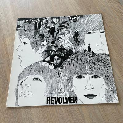 Tumnagel för auktion "THE BEATLES-Revolver (LP, 1970, UK)"