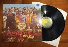 Tumnagel för auktion "The Beatles - Sgt Peppers Lonely Hearts Club Band 1977"