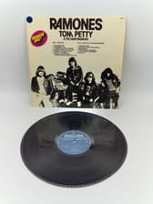 Tumnagel för auktion "LP - Ramones / Tom Petty & The Heartbreakers "rock on" (vg/vg++)"