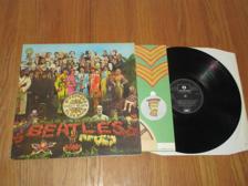 Tumnagel för auktion "THE BEATLES  LP SGT PEPPERS LONELY HEARTS CLUB BAND"