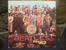 Tumnagel för auktion "THE BEATLES - Sgt. Peppers Lonely Hearts Club Band, 1967"