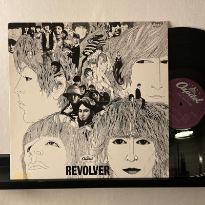 Tumnagel för auktion "Beatles Revolver"