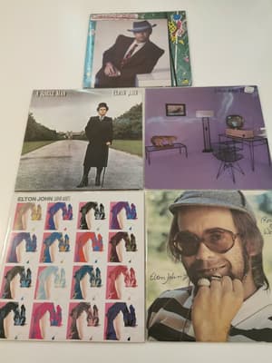 Tumnagel för auktion "LP Vinyl 5 Stycken Elton John"