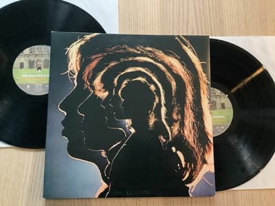 Tumnagel för auktion "Rolling Stones dubbel Lp skiva ”hot rocks 1964-1971” 2003 EU remastered"