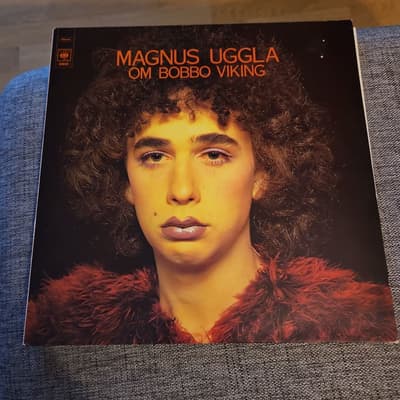Tumnagel för auktion "Magnus Uggla Om Bobbo viking"