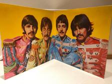 Tumnagel för auktion "Beatles - The Beatles - Sgt. Peppers Lonely Hearts Club Band, vinyl"