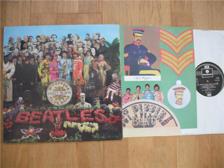 Tumnagel för auktion "The Beatles, Sgt Peppers Lonely Hearts Club Band. UK-Press!"