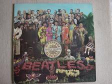 Tumnagel för auktion "BEATLES/ SgT PEPPERS LONELY HEARTS CLUB BAND   ORG. UK"