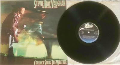 Tumnagel för auktion "Stevie Ray Vaughan And Double Trouble Couldn’t Stand The Weather"