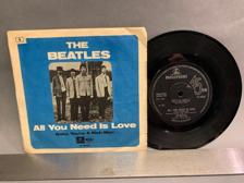 Tumnagel för auktion "7" The Beatles - All You Need Is Love UK/Swe Press-67 !!!!!"