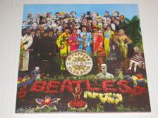 Tumnagel för auktion "THE BEATLES, Sgt Pepper’s Lonely Hearts Club Band, lp, SEALED, gatefold"