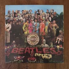 Tumnagel för auktion "The Beatles - Sgt Peppers Lonely Hearts Club Band LP | UK-press"