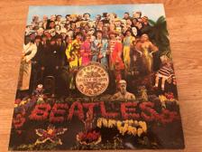 Tumnagel för auktion "Beatles Sgt. Pepper's Lonely Hearts Club Band "