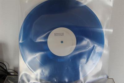 Tumnagel för auktion "Depeche Mode 12" Vinyl Peter Black VS DM Blå vinyl"