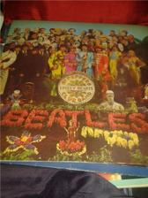 Tumnagel för auktion "LP The Beatles lonely hearts club band"