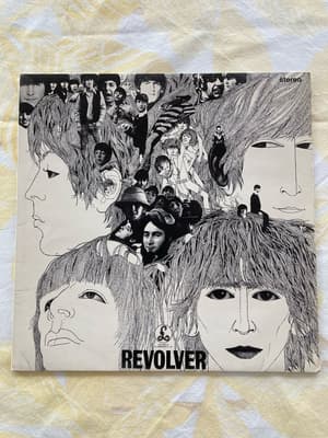 Tumnagel för auktion "The Beatles ”Revolver” LP-1966"