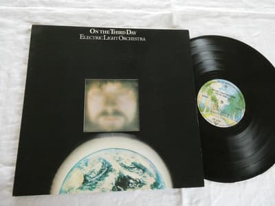 Tumnagel för auktion "Electric Light Orchestra On The Third Day Warner WB 56 021 1973"