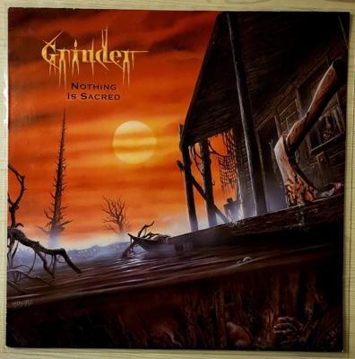 Tumnagel för auktion "Grinder - Nothing is sacred (Noise records)"