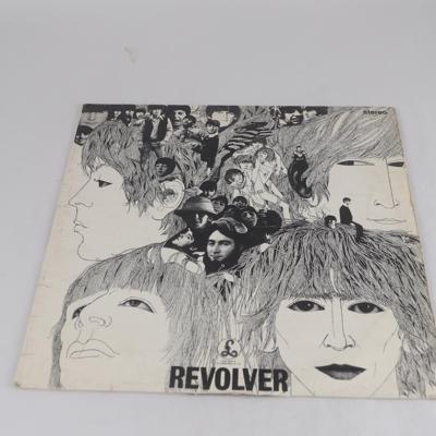 Tumnagel för auktion "Vinyl, Beatles, Revolver"