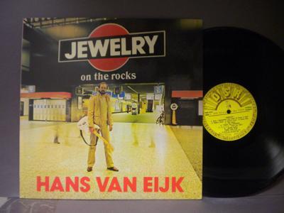 Tumnagel för auktion "HANS VAN EIJK - JEWELRY ON THE ROCKS"