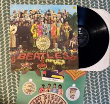 Tumnagel för auktion "The Beatles - Sgt. Pepper's Lonely Hearts Club Band 1969 UK PCS 7027"