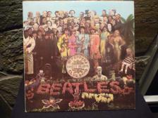 Tumnagel för auktion "THE BEATLES - Sgt. Peppers Lonely Hearts Club Band, 1967"