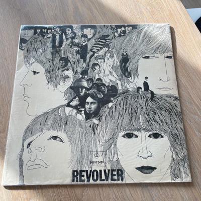 Tumnagel för auktion "Beatles-Revolver (LP, 1966, Argentina)"