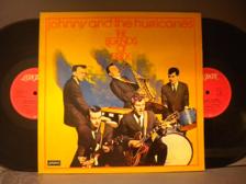 Tumnagel för auktion "JOHNNY AND THE HURRICANES - THE LEGENDS OF ROCK - 2 -LP"