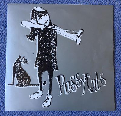 Tumnagel för auktion "PUSSYCATS "Riot at the Bar" 7" EP GERMANY-1991 Vit Vinyl NM"